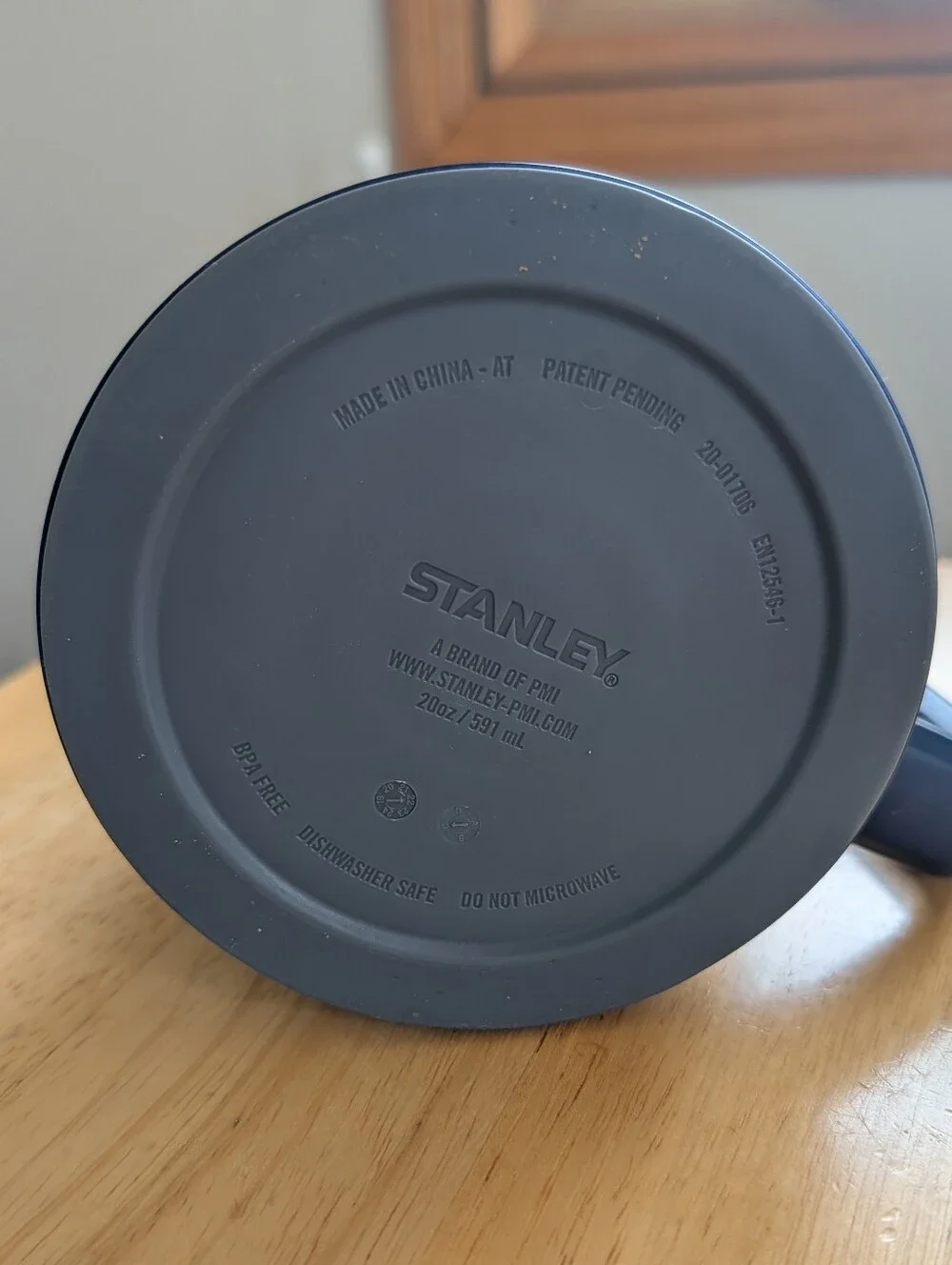 Stanley Starbucks 20 Oz Stainless Steel Vacuum Seal Blue Desktop Mug - Picture 3 of 6